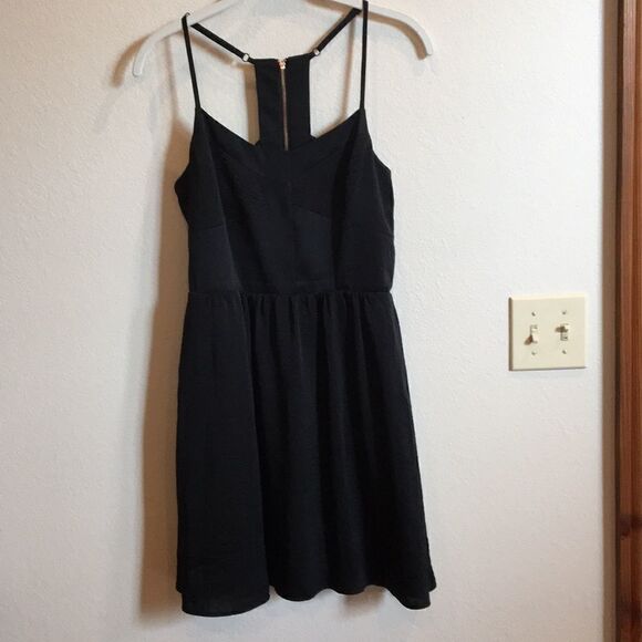 BCBG COCKTAIL DRESS🌟 - Picture 1 of 4